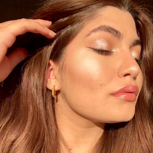 BLONDESISTER READY TO GLOW HIGHLIGHTER STICK